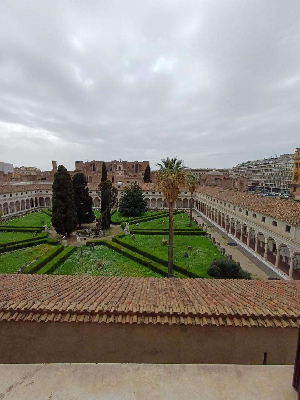 X2 Con Magnifica Vista Sul Chiostro Di Michelangelo E Le Terme Di Diocleziano *